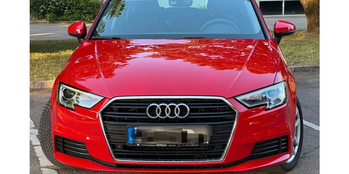 Audi A3 108.000 km 17.900 &euro; Rielasingen-Worblingen 78239
