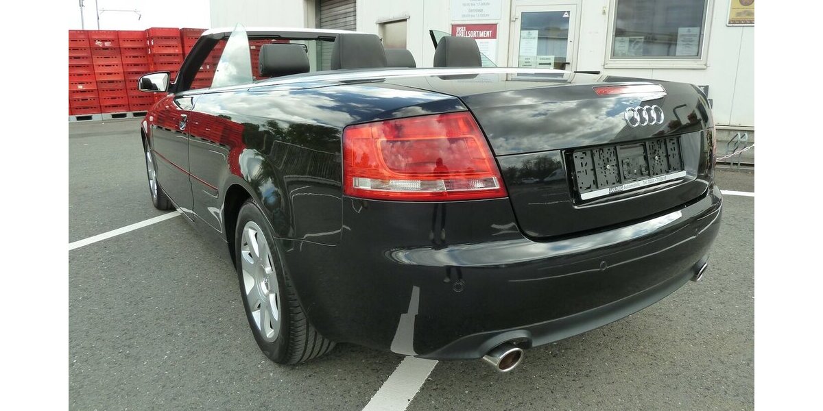 Audi A4 Cabrio 1.8 T Leder E-dach Navi kl. Mängel 161.000 km 4.900 &euro; Ratingen 40885