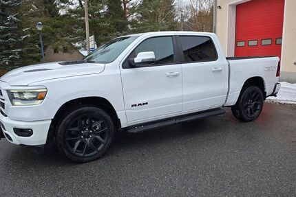 Dodge RAM 14.000 km 54.990 &euro; Schwarzbach 09481