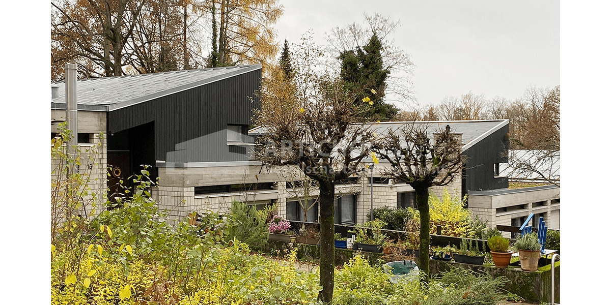 Zeitlose Architektur in KA-Bergwald: vielseitiges, einzigartiges Reihenhaus für Paare & Familien 6 zimmer