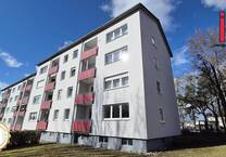 Heller Wohnraum In Hochparterre! 4-Zimmerwohnung in Sindelfingen