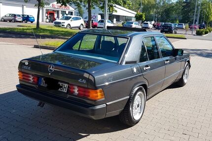 Mercedes-Benz 190 101.400 km 12.250 &euro; Nürnberg 90475
