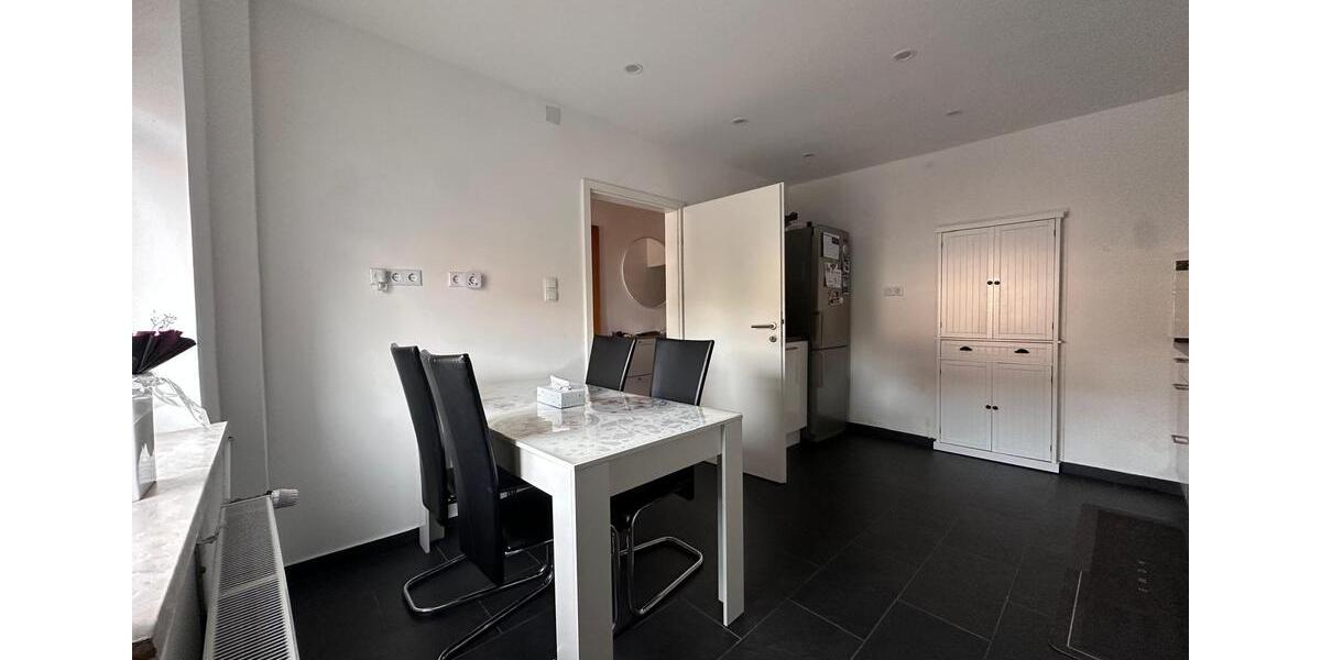 Einfamilienhaus Großrosseln - 6 Zimmer, 140 m&sup2;, 990&euro; | Angebot:25027833