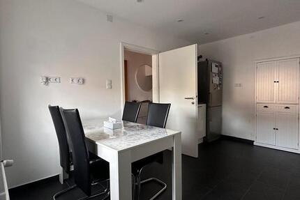 Haus Großrosseln - 6 Zimmer, 140 m&sup2;, 990&euro; | Angebot:25027833