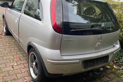 Opel Corsa 260.000 km 1.500 € ottersweier 77833