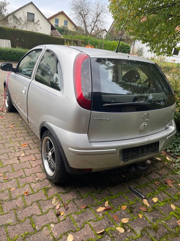 Opel Corsa 260.000 km 1.500 € ottersweier 77833