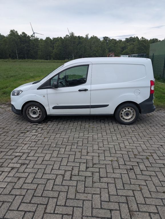 Ford Transit 180.000 km 4.760 € Wiesmoor 26639