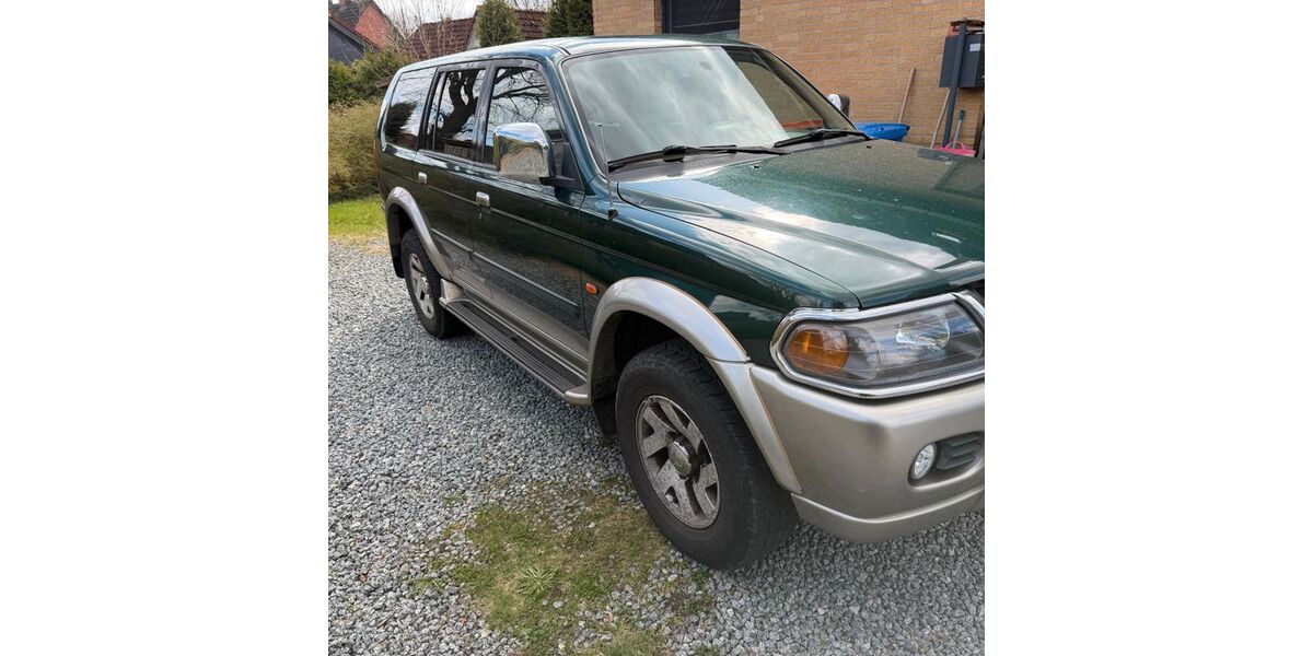 Mitsubishi Pajero 241.718 km 3.850 &euro; Hamburg 21035