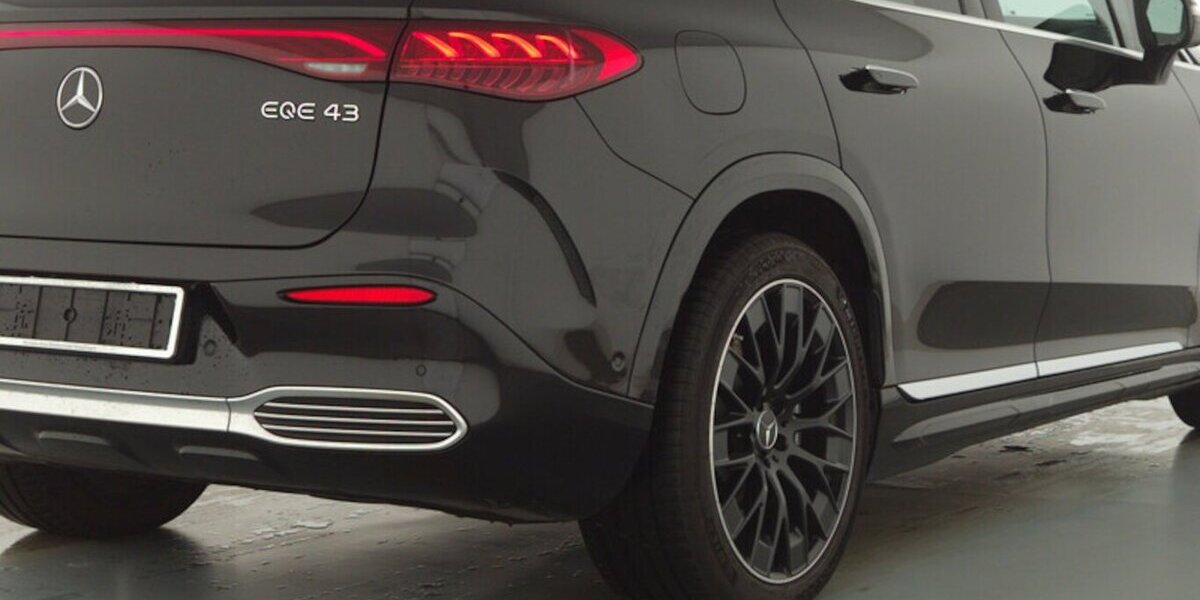 Mercedes-Benz EQE SUV 43 AMG 4M AIRMATIC-HINTERACHSLENKUNG-21´ 17.468 km 73.876 &euro; Groß-Umstadt 64823