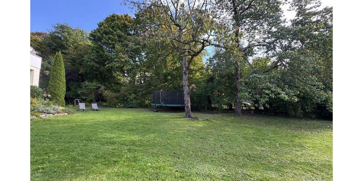 Sonnendurchflutete 6 - Zimmerwohnung mit Terrasse im oberen Ostviertel von Göttingen 6 zimmer