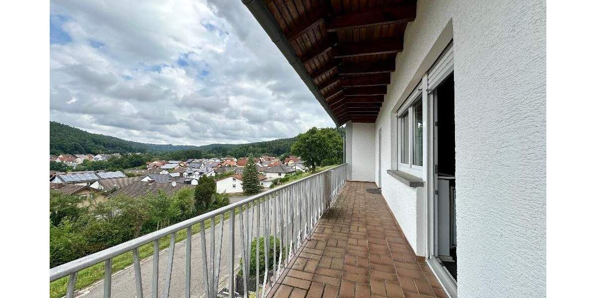 Einfamilienhaus Waldfischbach - 5 Zimmer, 151 m&sup2;, 219.000&euro; | Angebot:25802498
