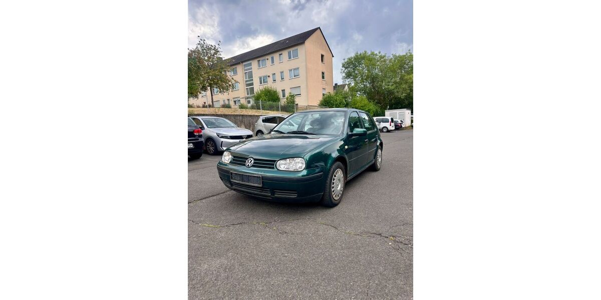 VW Golf 273.000 km 1.350 &euro; Trier 54290