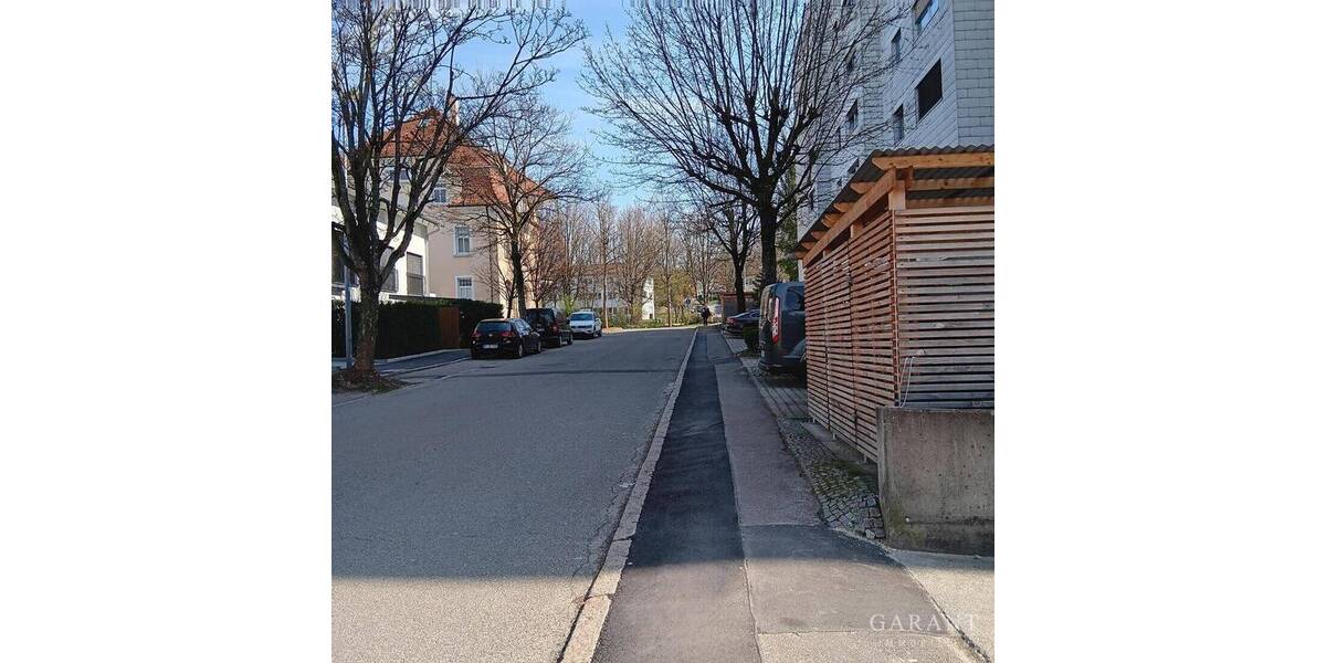 Etagenwohnung Pfullingen - 2 Zimmer, 65 m&sup2;, 620&euro; | Angebot:25929569