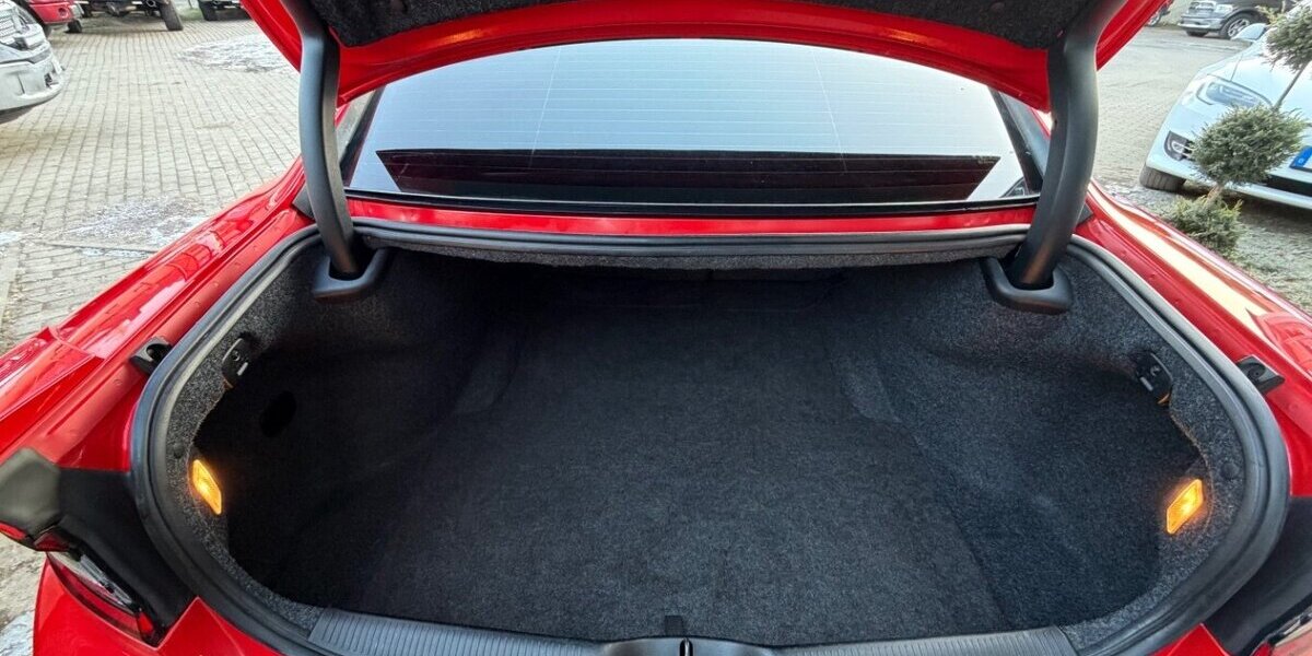 Dodge Charger 5.7 V8 HEMI R/T SRT 107.700 km 24.999 &euro; Rudolstadt 07407