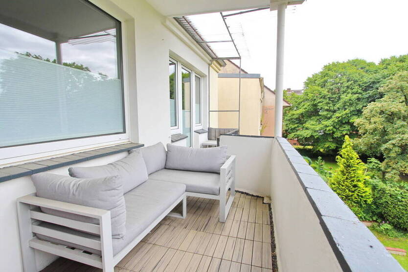 3,5 Zimmer Wohnung in ruhiger Seitenstraße in Barmbek-Süd.