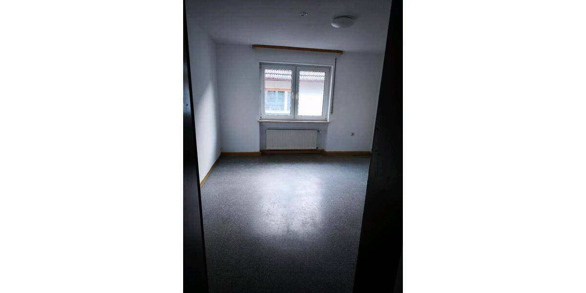 Etagenwohnung Landstuhl - 4 Zimmer, 75 m&sup2;, 830&euro; | Angebot:25289711