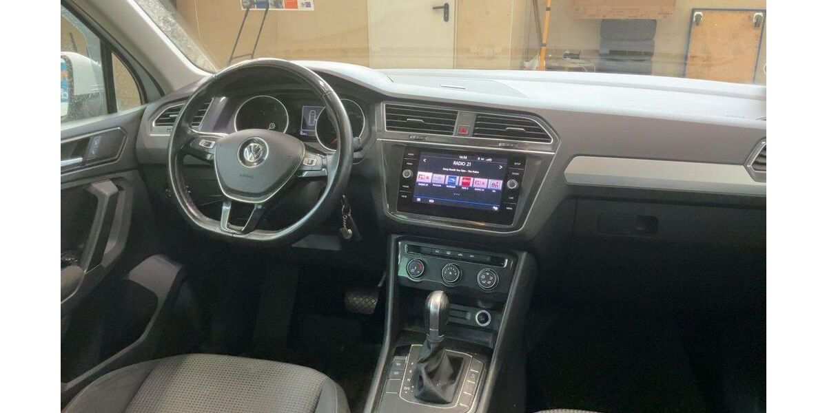 VW Tiguan 86.800 km 17.990 &euro; Peine 31226