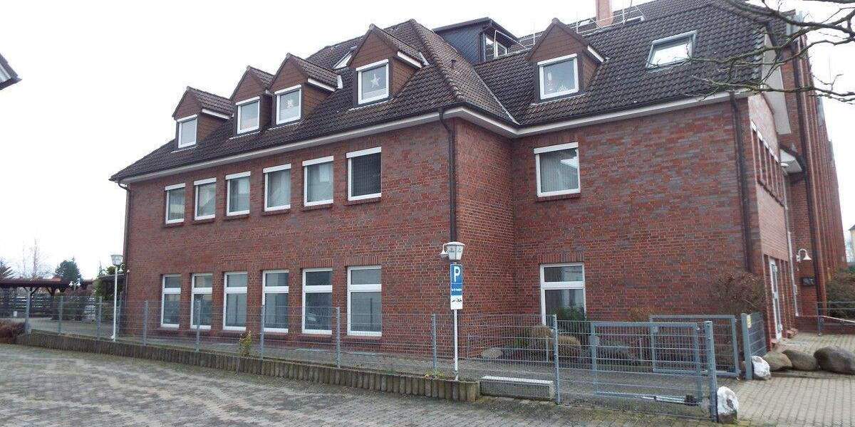 +++große Eigentumswohnung mit Gewerbefläche und Praxisräumen+++ 7 zimmer