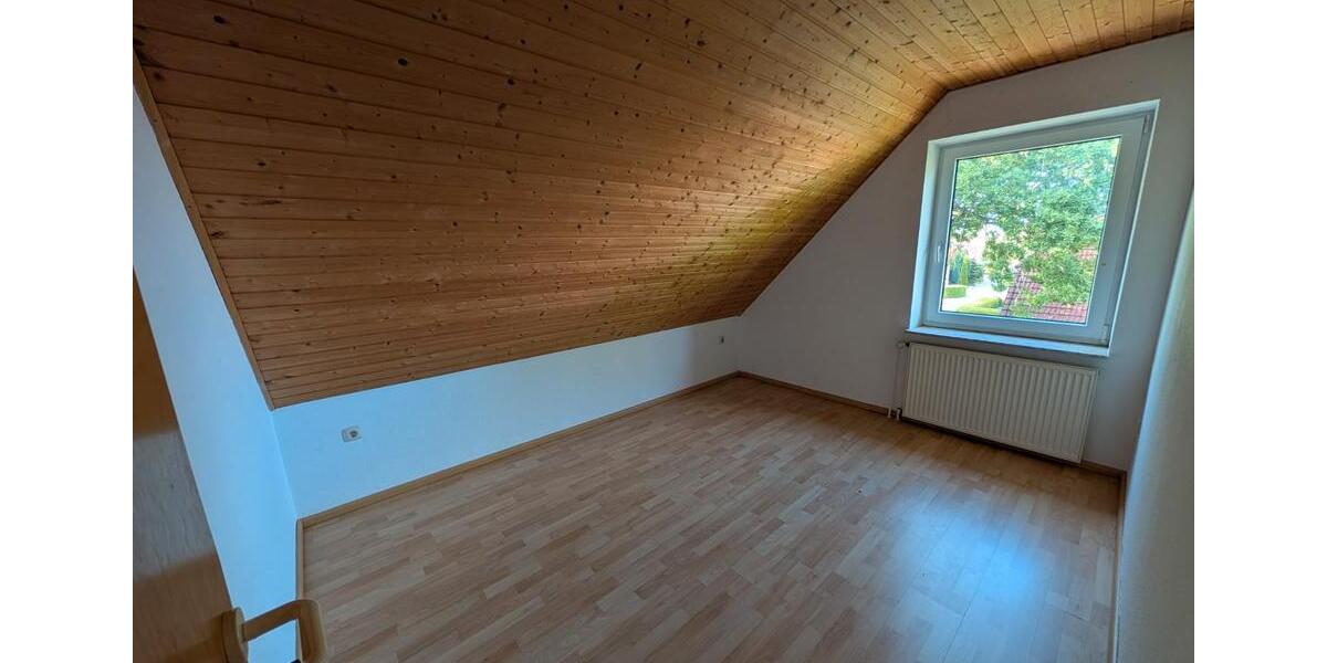 Dachgeschoßwohnung Wittmund - 3 Zimmer, 59 m&sup2;, 136.000&euro; | Angebot:27301064