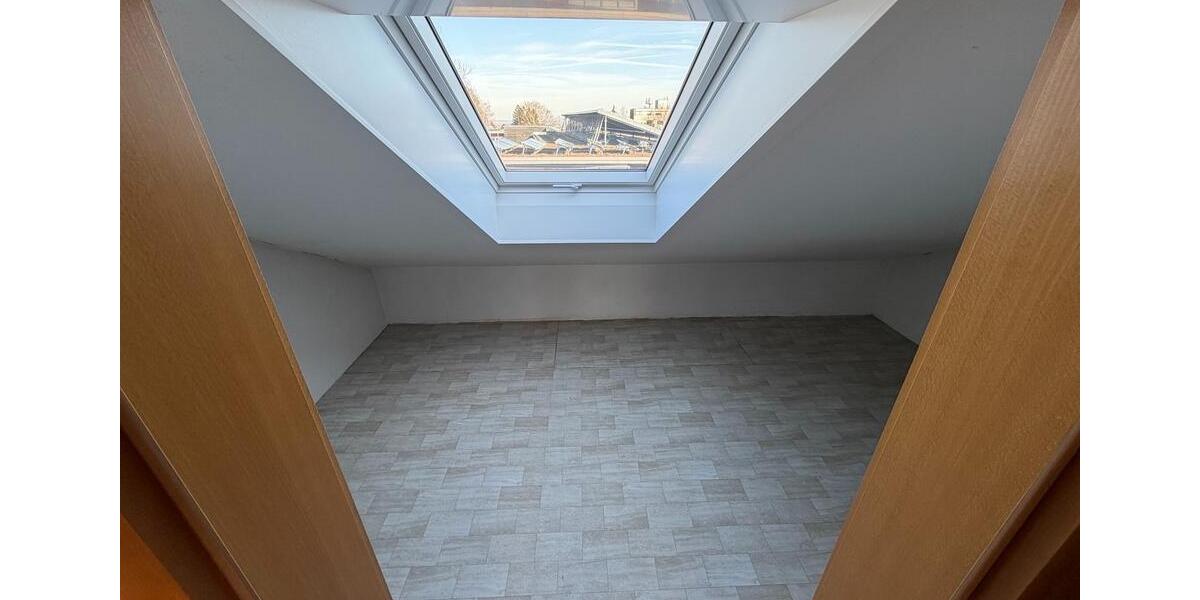 Reihenhaus Stuttgart Vaihingen - 4 Zimmer, 105 m&sup2;, 550.000&euro; | Angebot:25291727