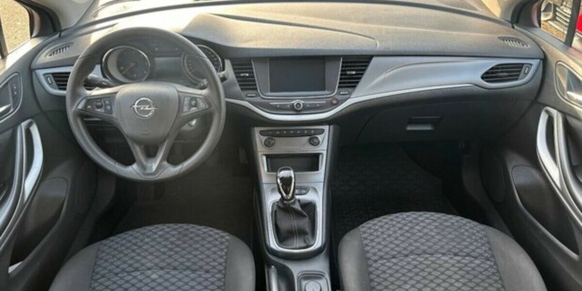Opel Astra K Sports Tourer 1.6 CDTI Selection 160.000 km 4.500 &euro; Neckarsulm 74172