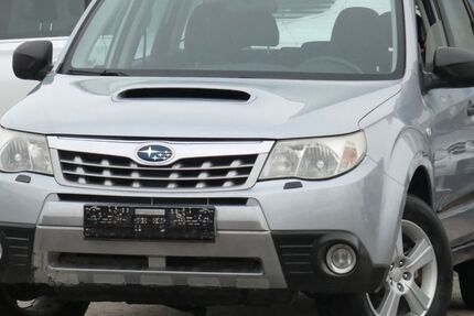 Subaru Forester 235.500 km 1.990 &euro; Marienmünster 37696