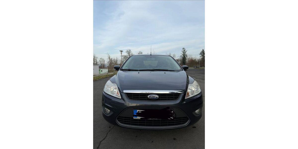 Ford Focus 123.297 km 3.100 &euro; Braunfels 35619