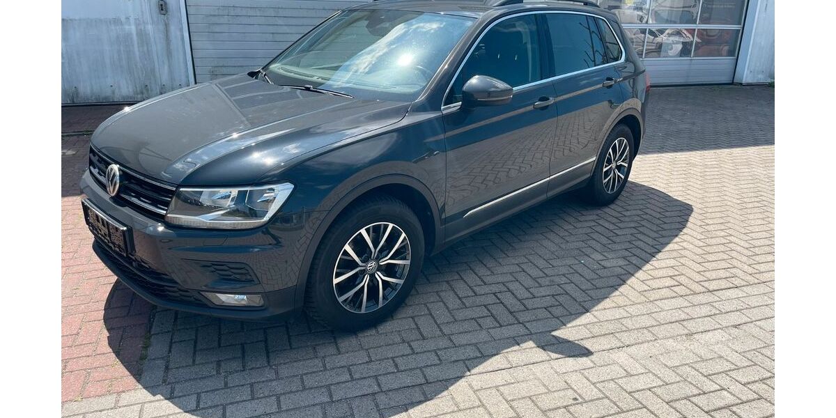 VW Tiguan 213.500 km 14.400 &euro; Berlin 12059