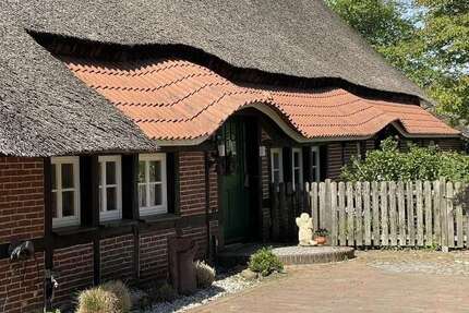 Haus Bad Zwischenahn - 9 Zimmer, 304 m&sup2;, 850.000&euro; | Angebot:27108269