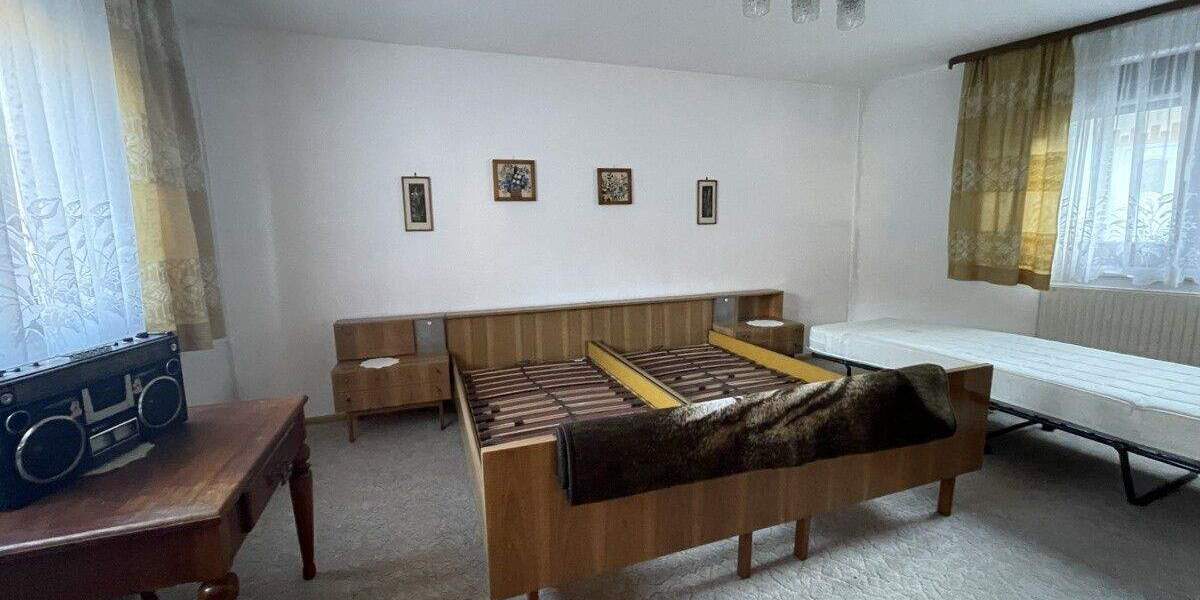 Einfamilienhaus Sitzendorf - 6 Zimmer, 137 m&sup2;, 85.000&euro; | Angebot:24024936