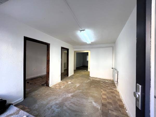Gewerbeobjekt Lauf - 3 Zimmer, 780&euro; | Angebot:25748005