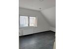 Dachgeschoßwohnung Schwaikheim - 3 Zimmer, 80 m&sup2;, 1.300&euro; | Angebot:26039754