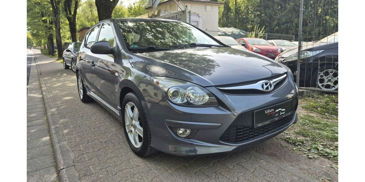 Hyundai i30 116.000 km 5.299 &euro; Hadamar 65589