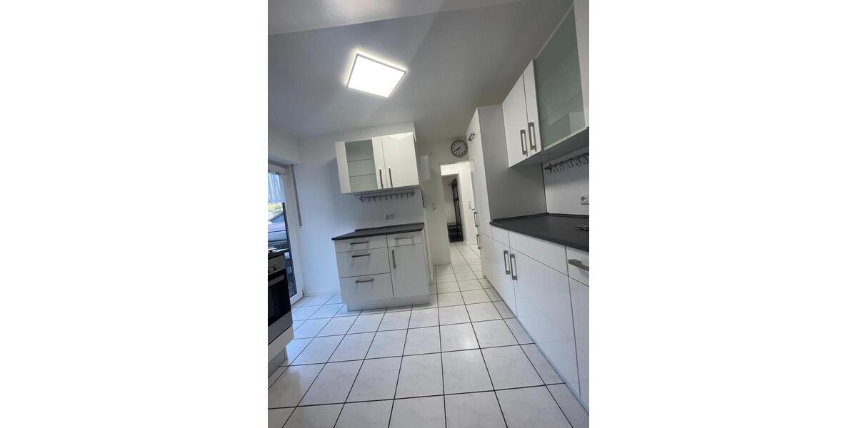 Dachgeschoßwohnung Mörlenbach - 4 Zimmer, 76 m&sup2;, 1.190&euro; | Angebot:26591147