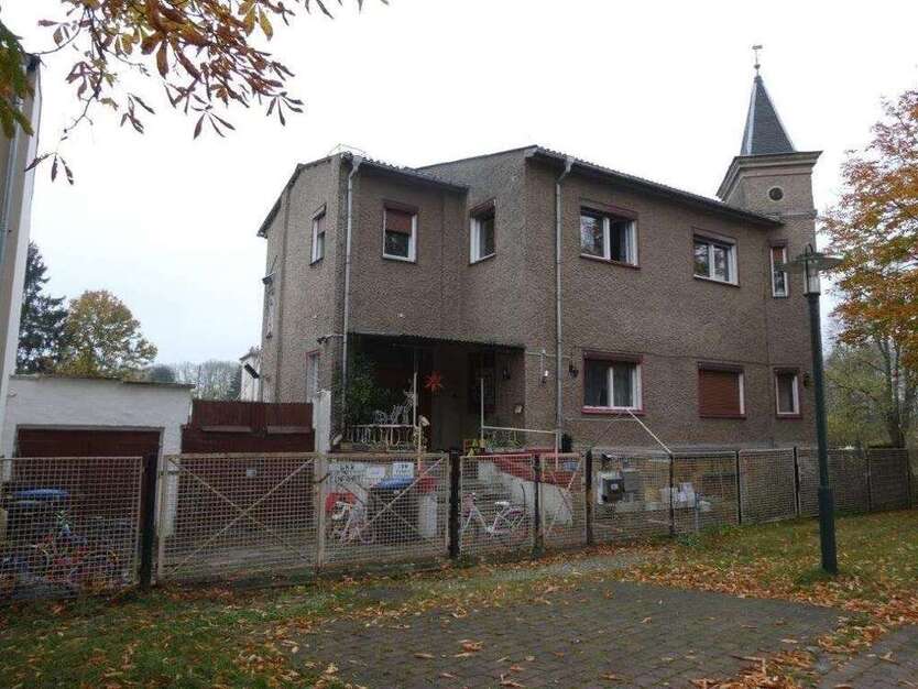 Haus zum Kaufen in Gransee 245.000 € 257.6 m²