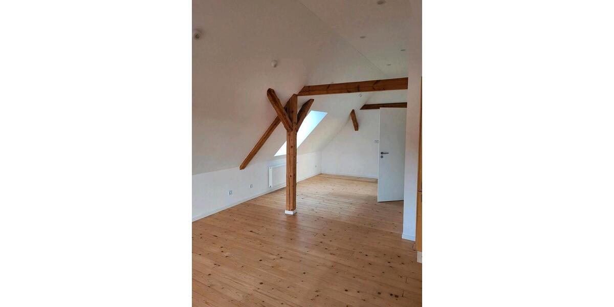 Dachgeschoßwohnung Lüder - 3 Zimmer, 62 m&sup2;, 530&euro; | Angebot:26458025