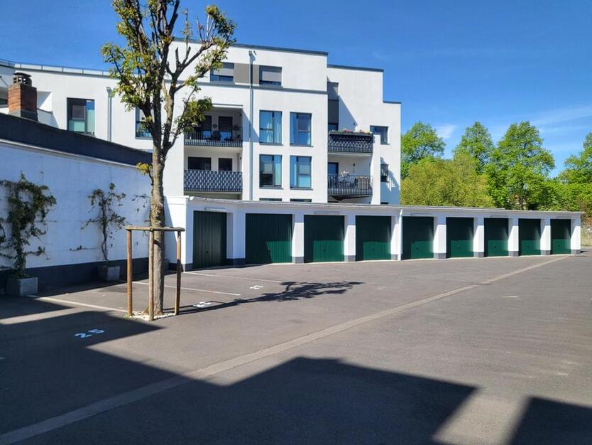 Gepflegte Garage - Hanau - 3 Minuten vom Amtsgericht zu vermieten