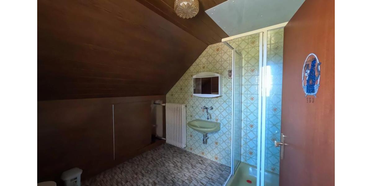 Einfamilienhaus Dillingen (Saar) - 6.5 Zimmer, 141 m&sup2;, 269.000&euro; | Angebot:27102519