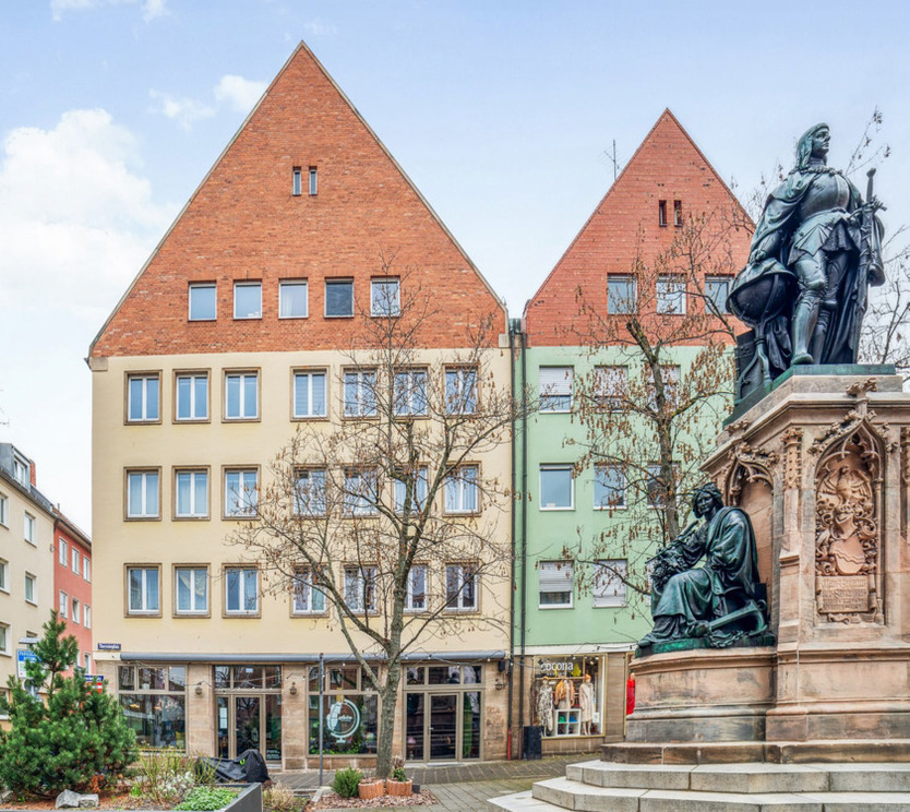 Helle wunderschöne 2-Zimmer-Wohnung am Theresienplatz in Nürnberg