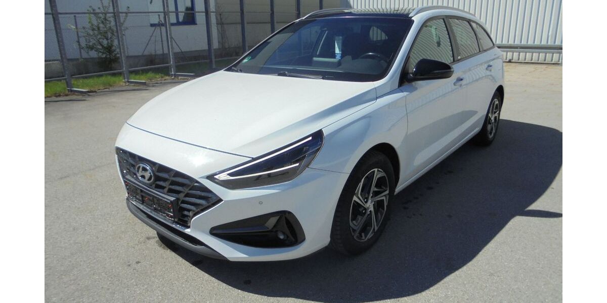 Hyundai i30 108.000 km 12.990 &euro; Gersthofen bei Augsburg 86368