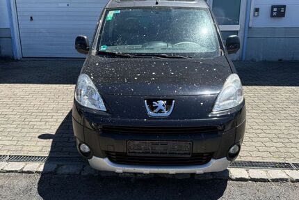 Peugeot Partner 208.000 km 2.499 &euro; Weingarten 88250
