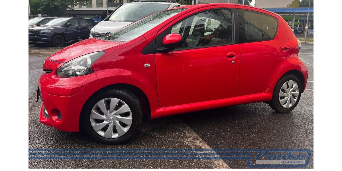 Toyota Aygo Cool Go 5trg*NAV*BT*Klima*LED*USB*Allwetter 119.619 km 5.290 &euro; Berlin 13187