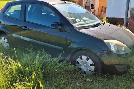 Ford Fiesta 249.370 km 650 &euro; Penig 09322