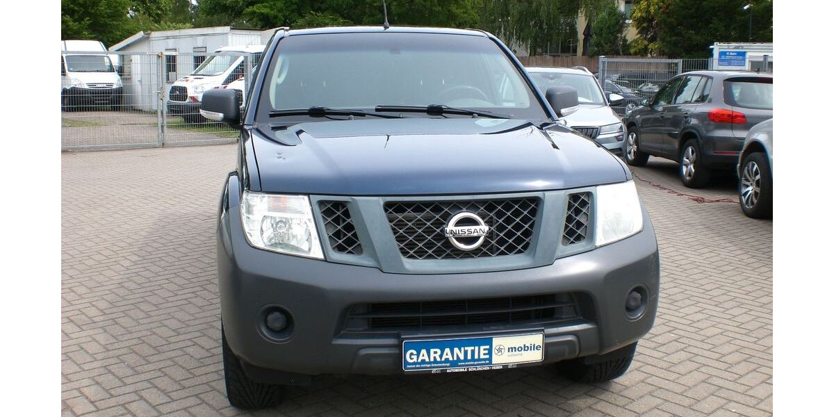 Nissan Navara 203.674 km 8.700 &euro; Hannover 30179