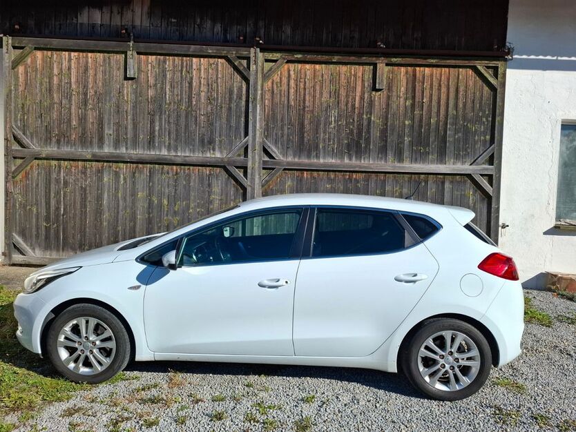 Kia ceed / Ceed 189.249 km 6.200 € Egglham 84385
