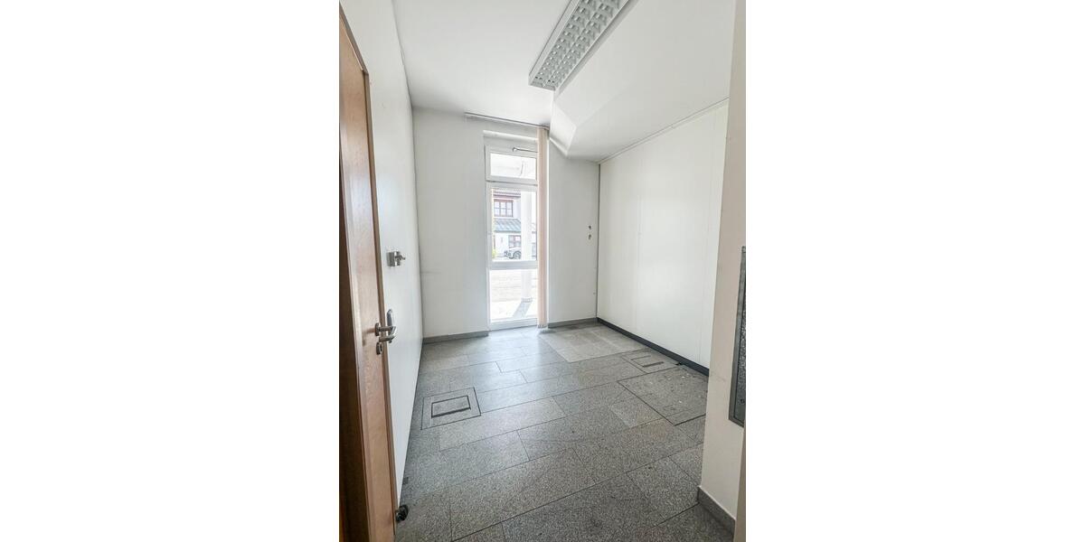 Gewerbeobjekt Parkstetten - 2.000&euro; | Angebot:26347568