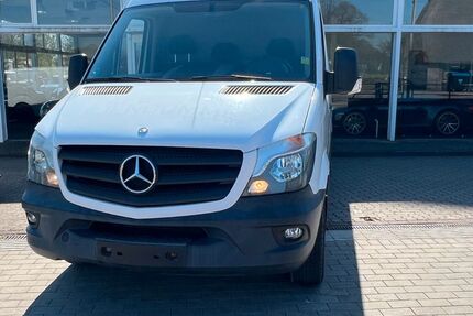 Mercedes-Benz Sprinter 110.810 km 18.900 € Hamburg-Norderstedt 22851