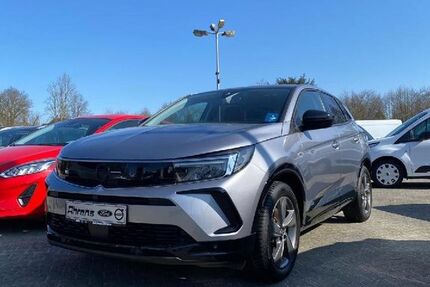 Opel Grandland (X) 9.707 km 31.750 € Papenburg 26871