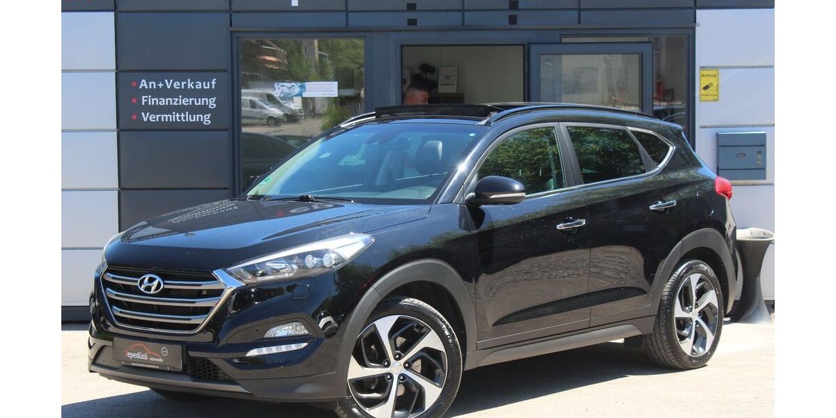 Hyundai TUCSON 103.000 km 12.999 &euro; Mötzingen 71159