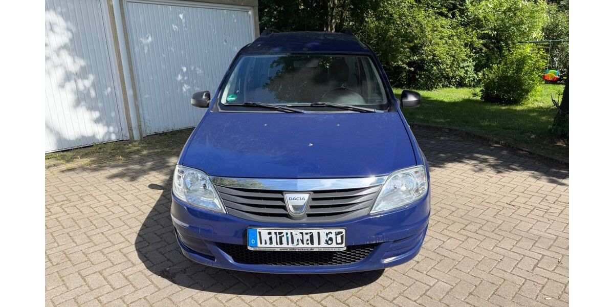 Dacia Logan 76.011 km 2.700 &euro; Dortmund 44225
